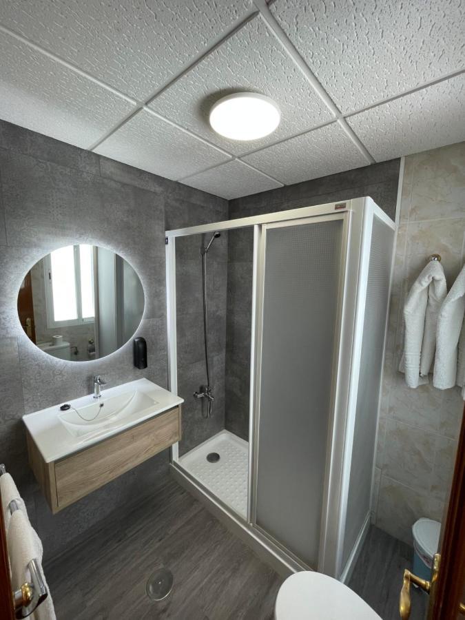 Hostal Calderon De La Barca Zalamea de la Serena ภายนอก รูปภาพ