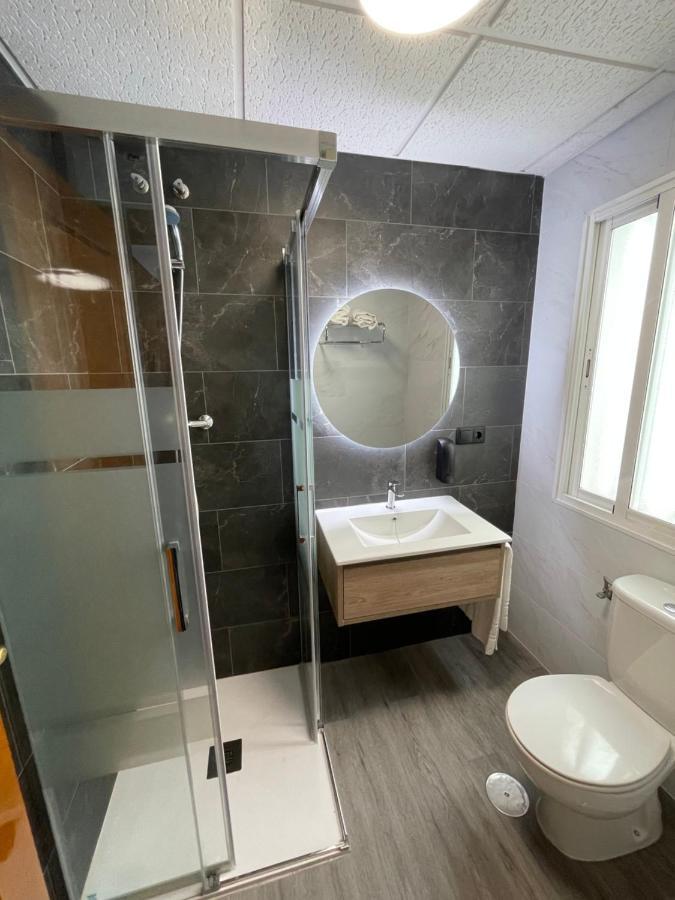 Hostal Calderon De La Barca Zalamea de la Serena ภายนอก รูปภาพ