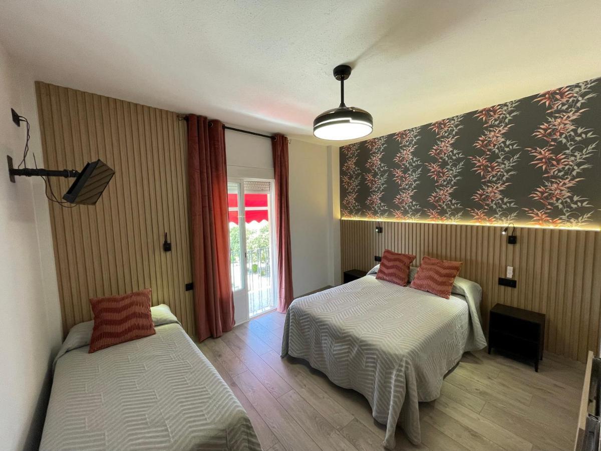 Hostal Calderon De La Barca Zalamea de la Serena ภายนอก รูปภาพ