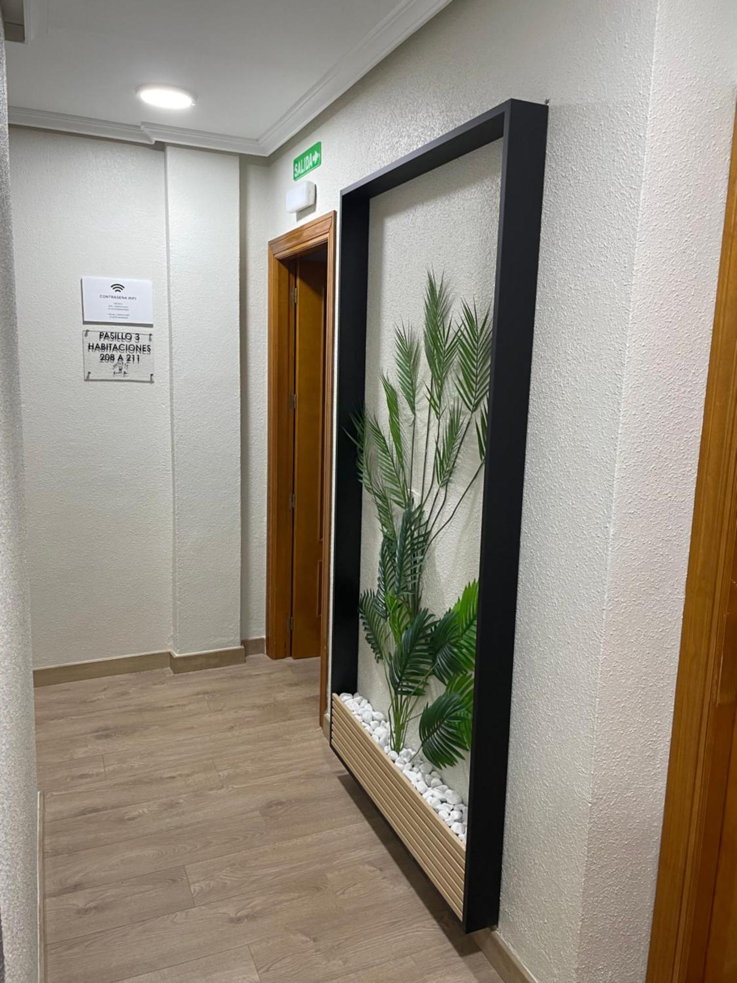 Hostal Calderon De La Barca Zalamea de la Serena ภายนอก รูปภาพ